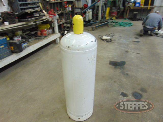 Propane tank,_1.jpg